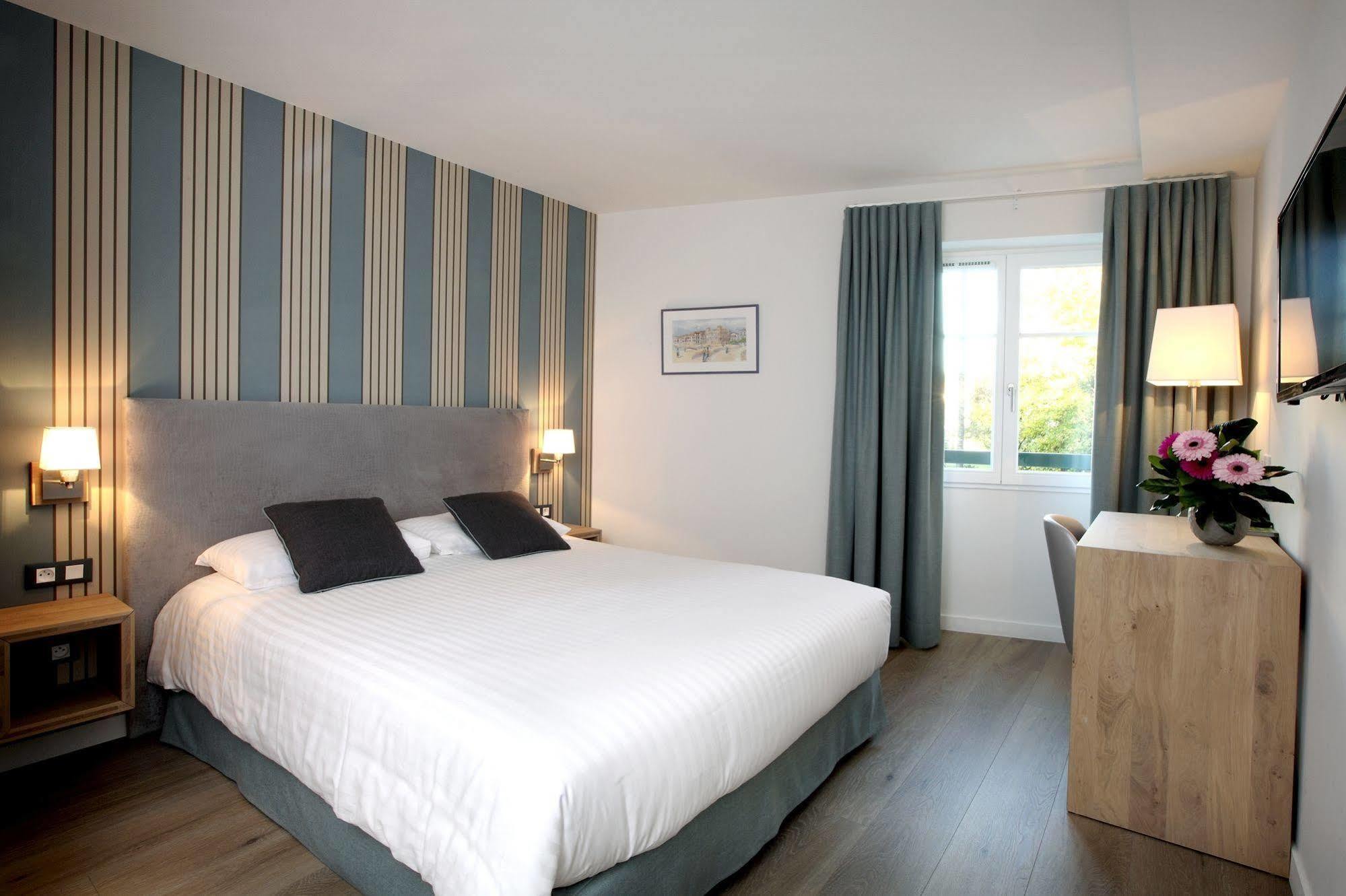 De La Nivelle Hotell Saint-Pée-sur-Nivelle Exteriör bild